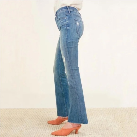 Mother The Weekender Fray Flare Jeans in Graffiti Girl 26 - Picture 2 of 12